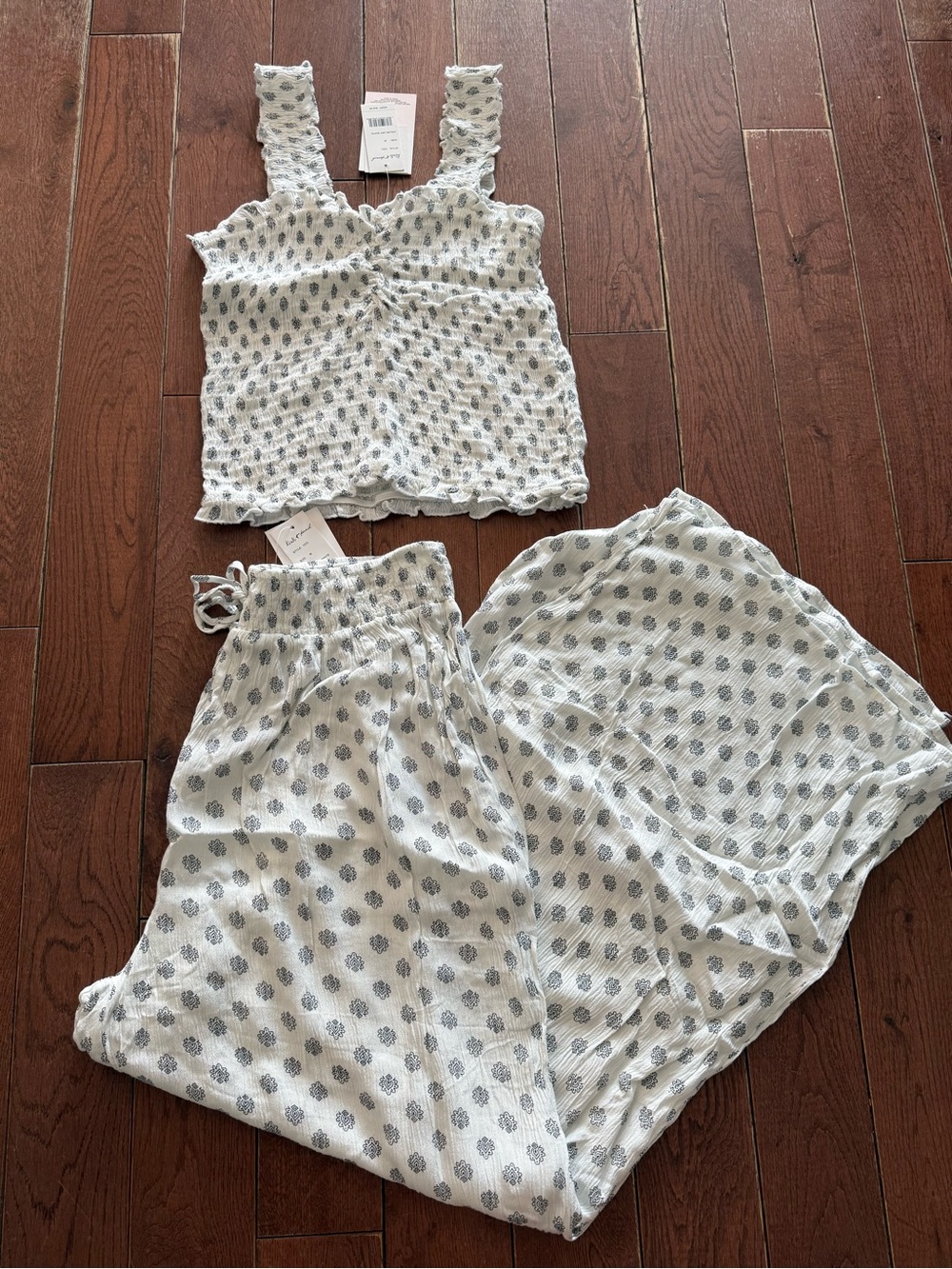 Kiwi + Punch SET wide leg pant and smocked crop top - beach outfit lounge boho